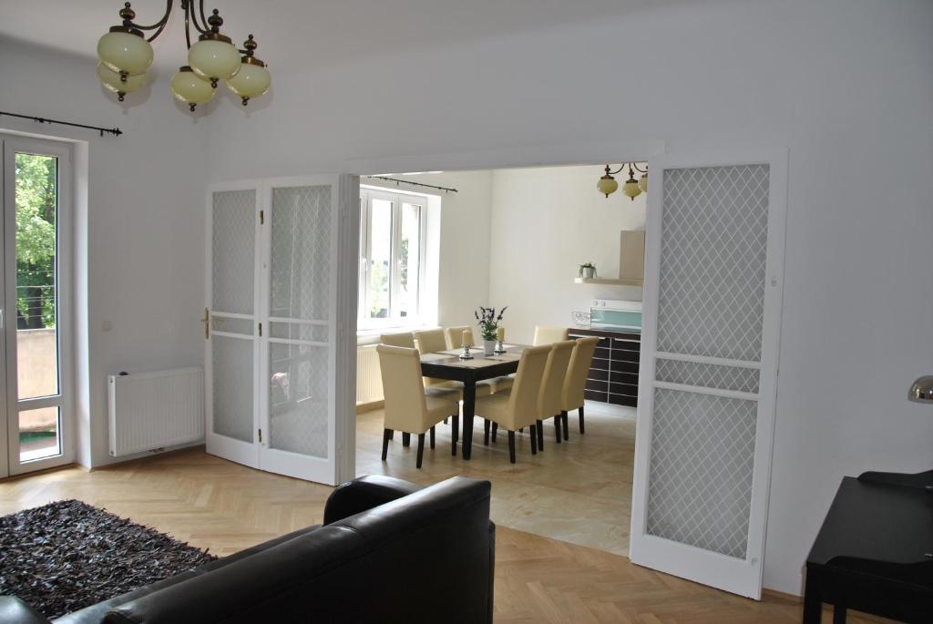Schoenbrunn Park Apartement Vienna Bilik gambar
