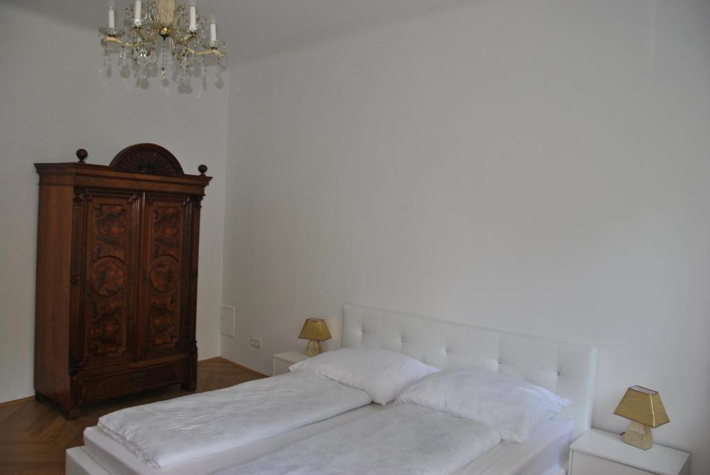 Schoenbrunn Park Apartement Vienna Bilik gambar