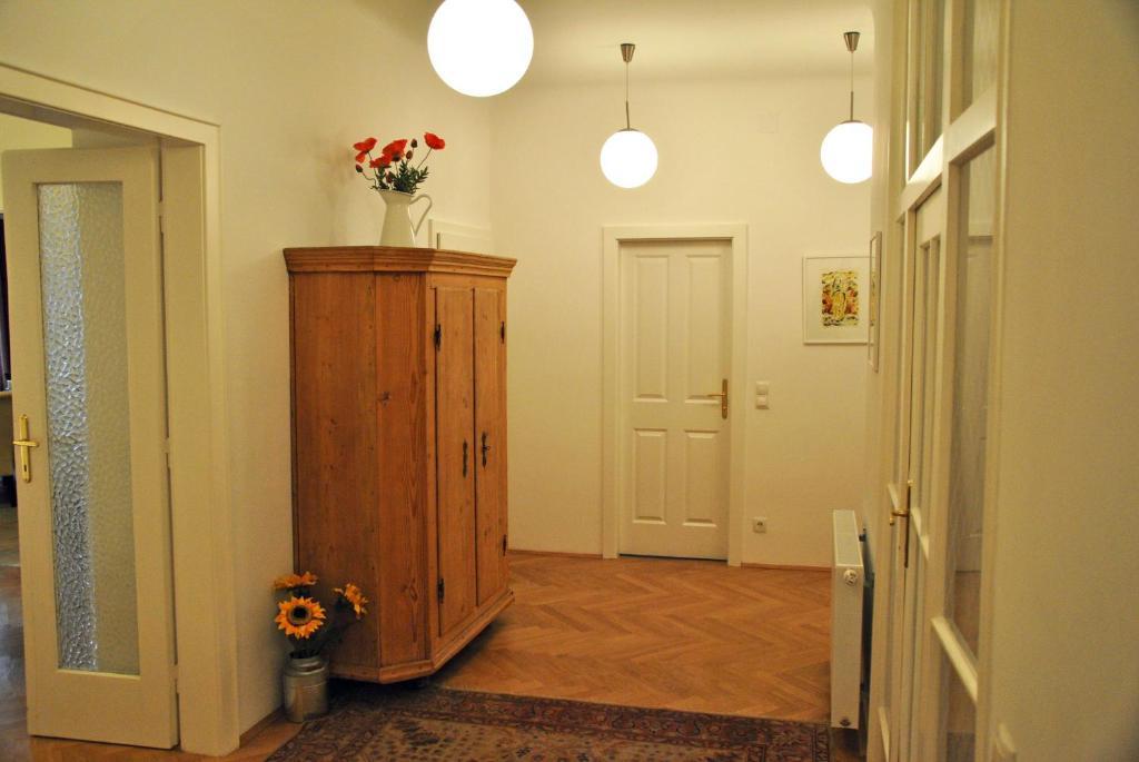 Schoenbrunn Park Apartement Vienna Luaran gambar